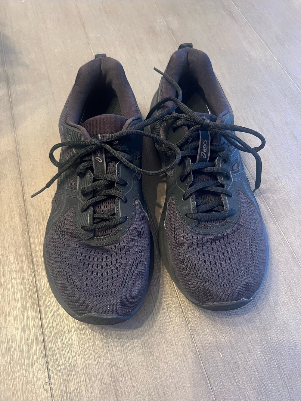 ASICS Men's Black Mesh Athletic Trainers